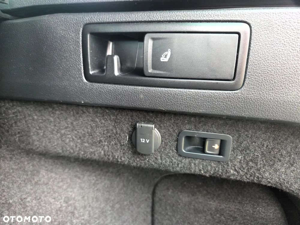 Volkswagen Passat 2.0 TDI Bi-Turbo BMT 4Mot Highline DSG - 17