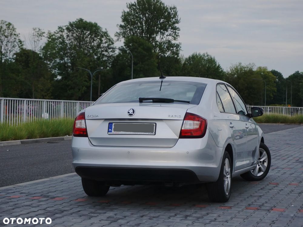 Skoda RAPID 1.0 TSI Style - 4