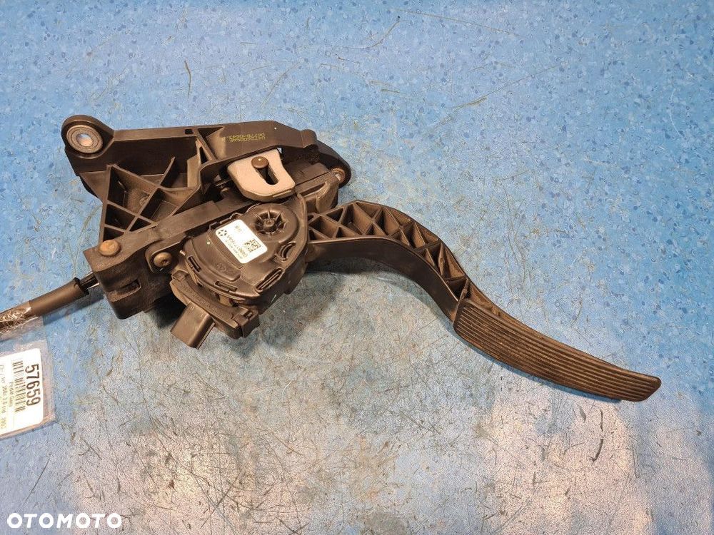 CHRYSLER 300C 3.0 CRD PEDAŁ GAZU - 3