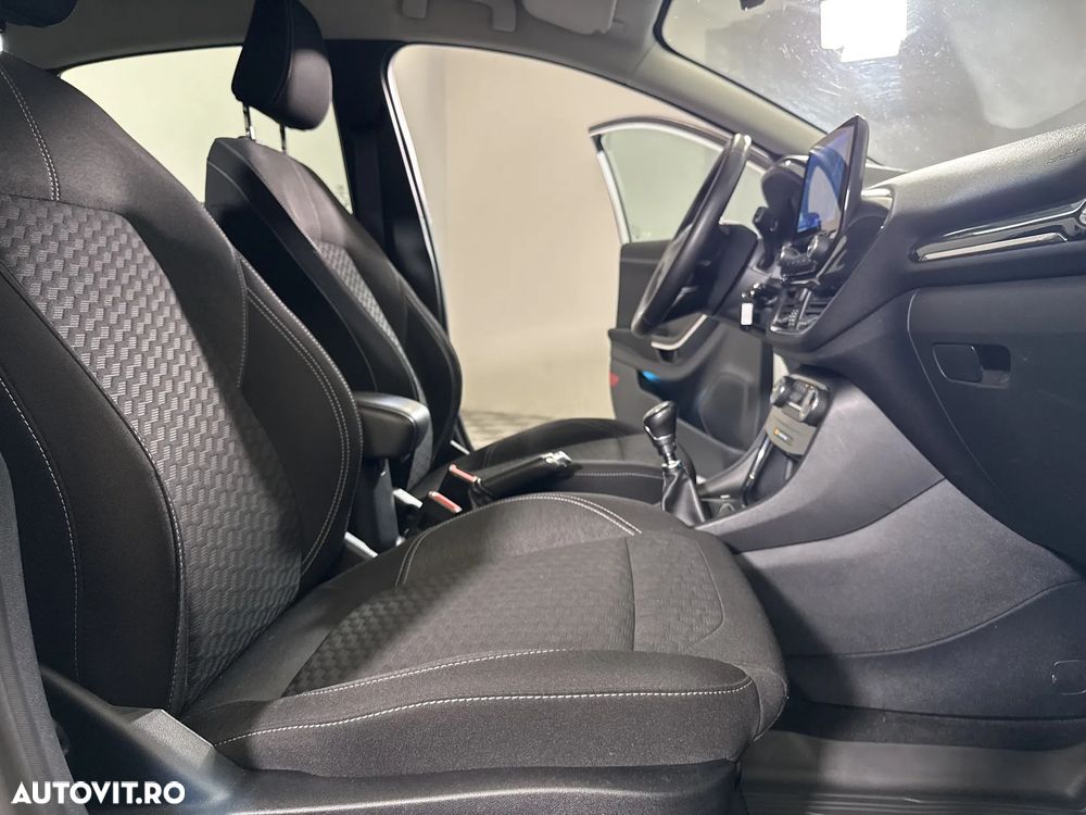 Ford Puma - 12