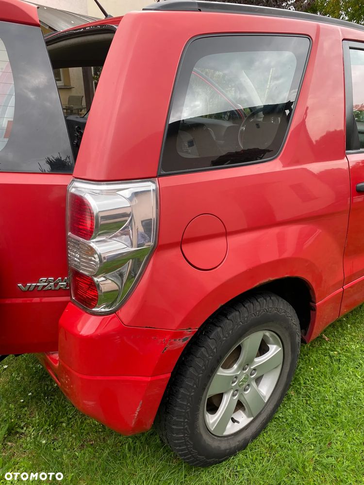 Suzuki Grand Vitara 1.6 - 12