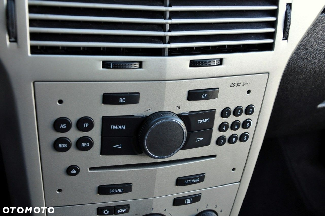 Opel Astra - 30