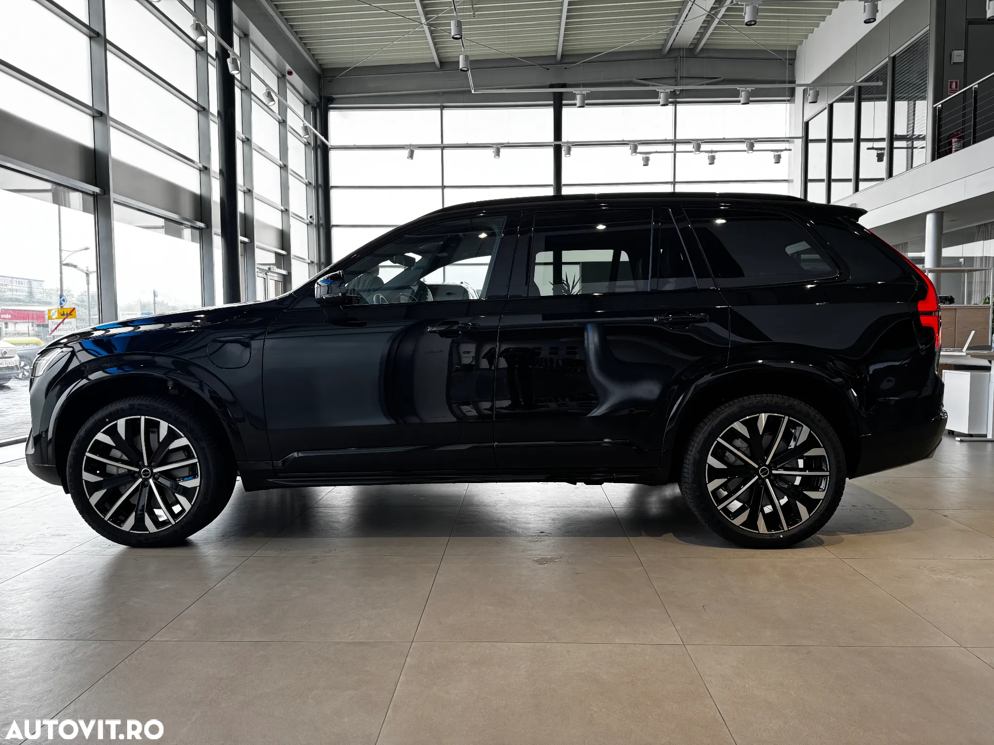 Volvo XC 90 Recharge T8 AWD Plus Dark - 8