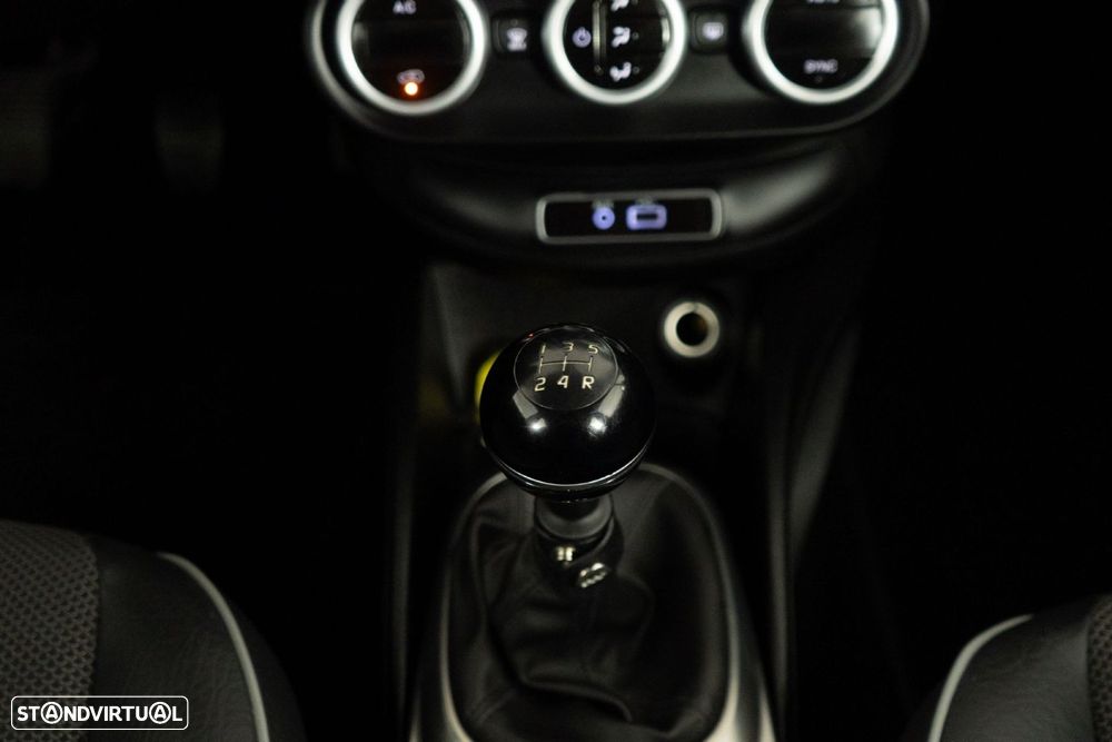 Fiat 500X 1.3 MJ Cross Plus S&S - 22