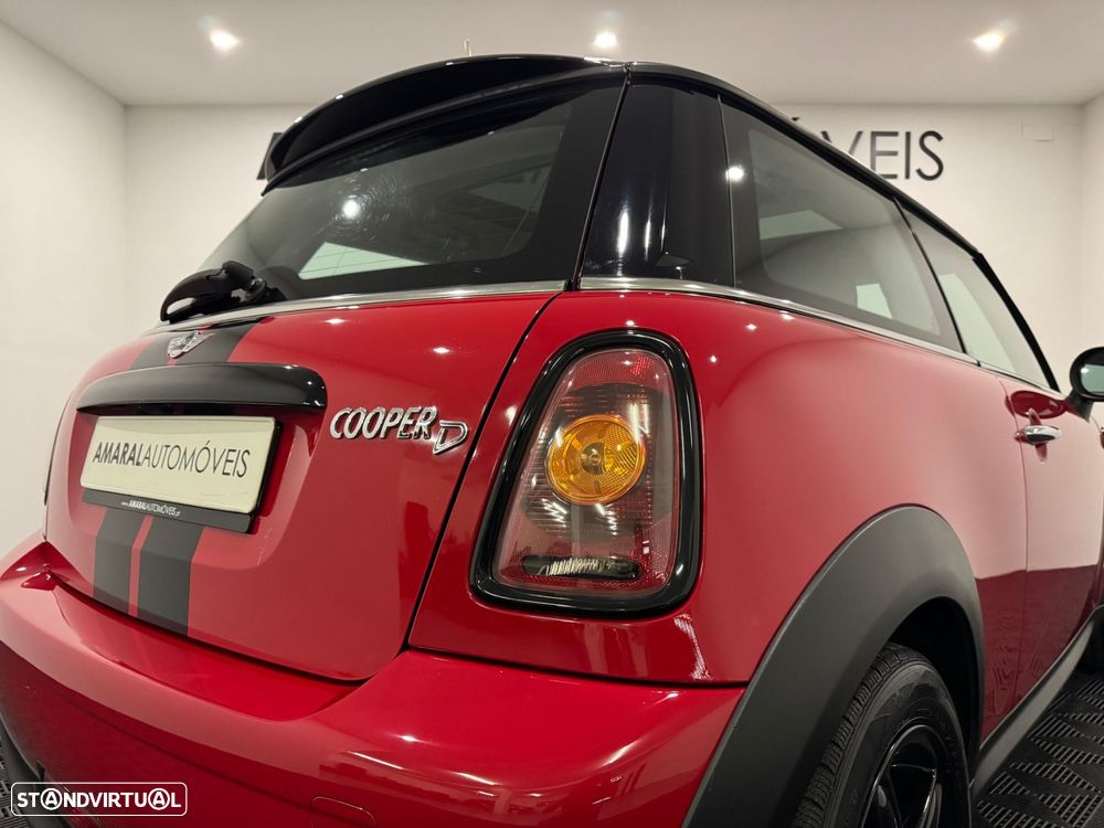 MINI 3 Portas Cooper D - 22