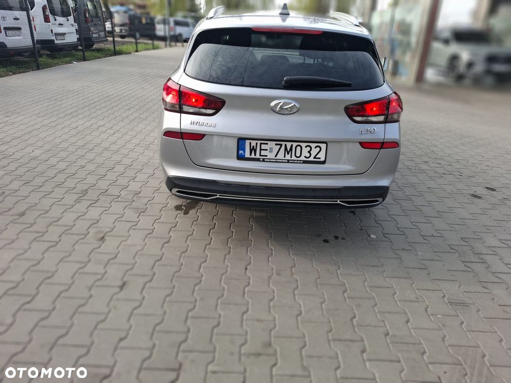 Hyundai i30 1.0 T-GDI Classic + - 17