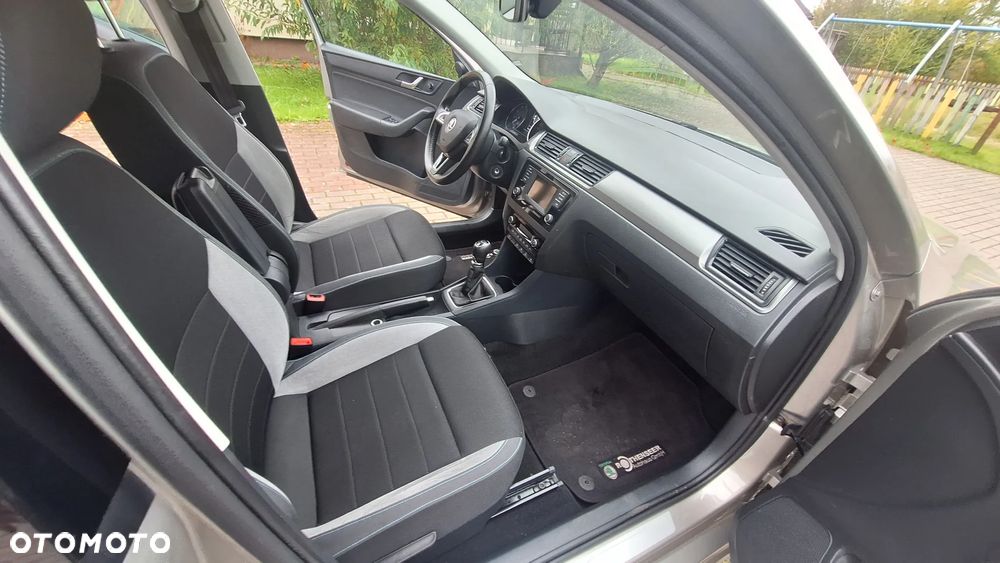 Skoda RAPID Spaceback 1.2 TSI Edition - 13