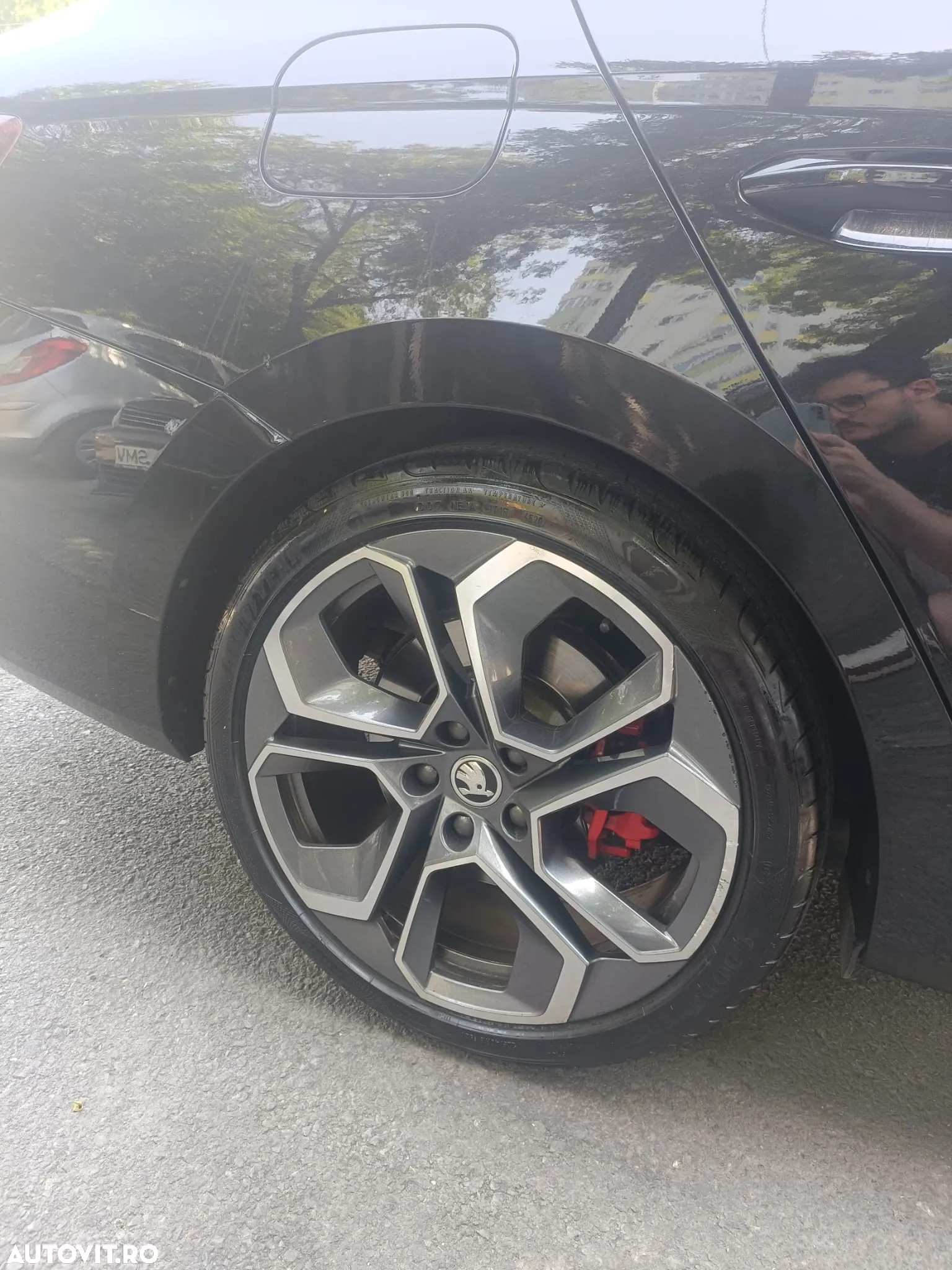Skoda Octavia 2.0 245 TSI DSG RS - 4