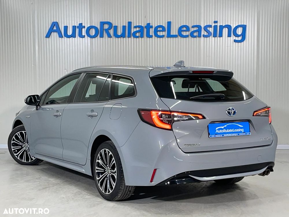 Toyota Corolla - 4