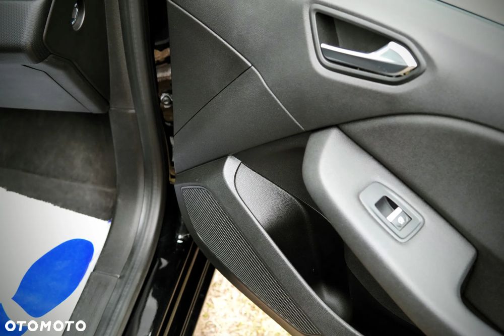 Renault Clio ver-1-0-tce-zen - 26