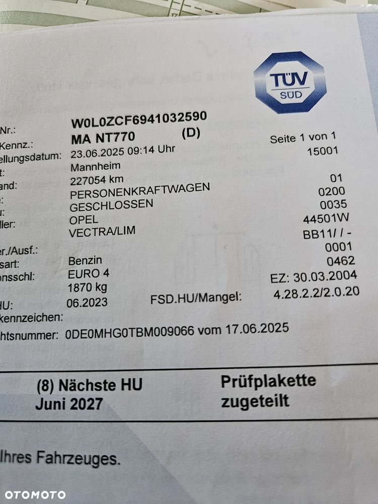 Opel Vectra 1.8 - 10