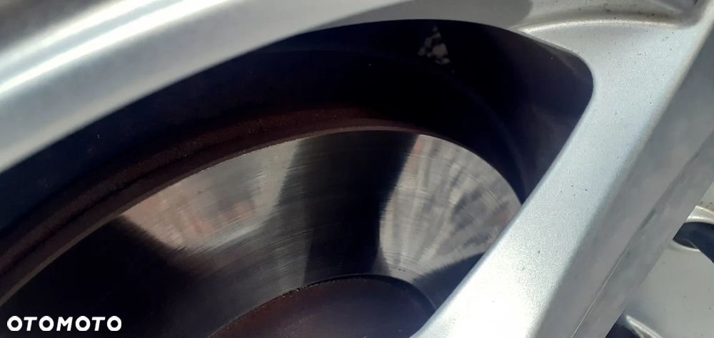 Volvo V40 D2 Momentum - 17