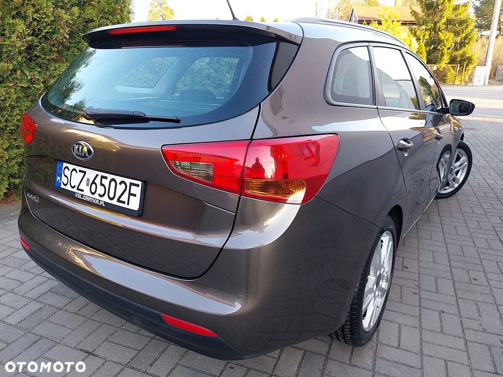Kia Ceed 1.4 CVVT Attract - 27