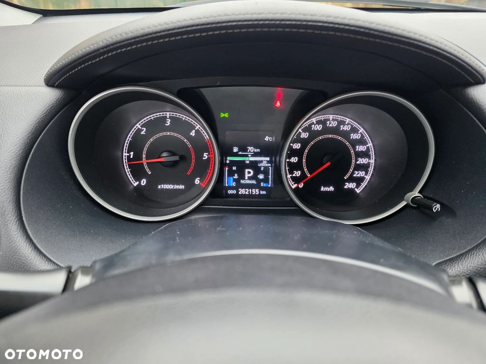 Mitsubishi Outlander 2.2 DID Instyle NAVI EU5 TC-SST - 23