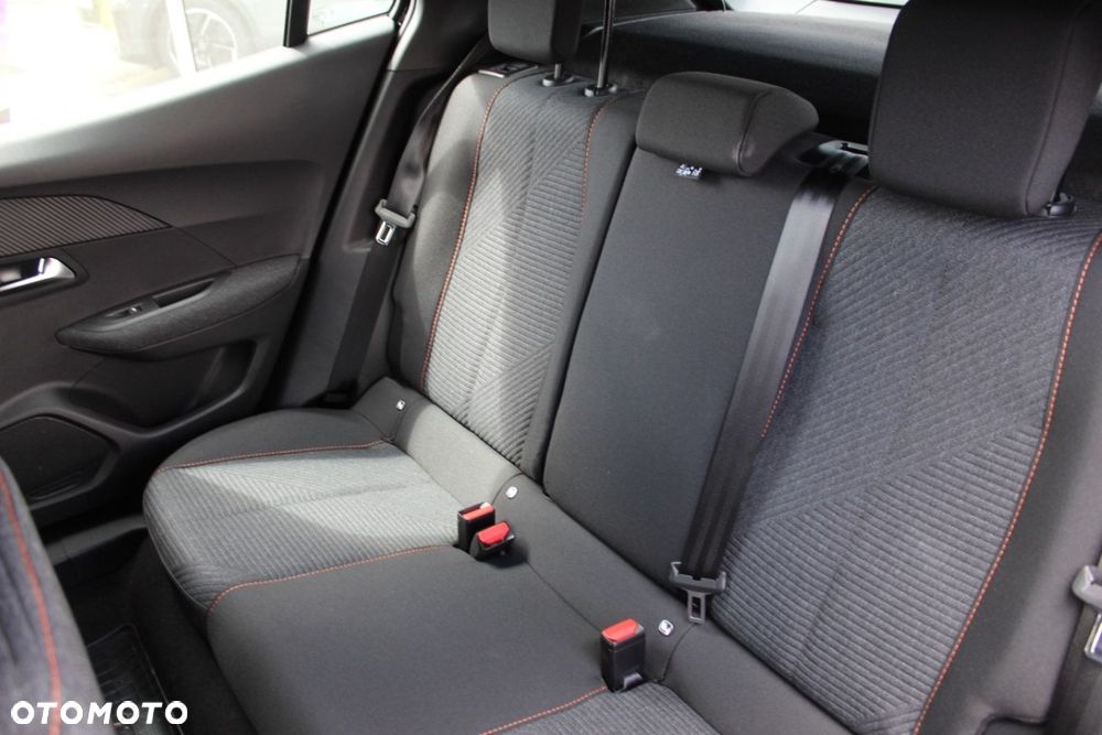 Peugeot 2008 - 16
