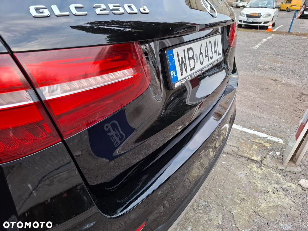 Mercedes-Benz GLC - 6