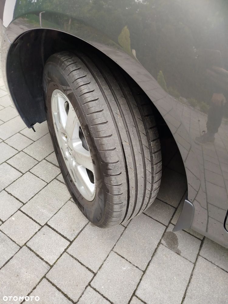 Hyundai ix20 1.4 blue Trend - 11