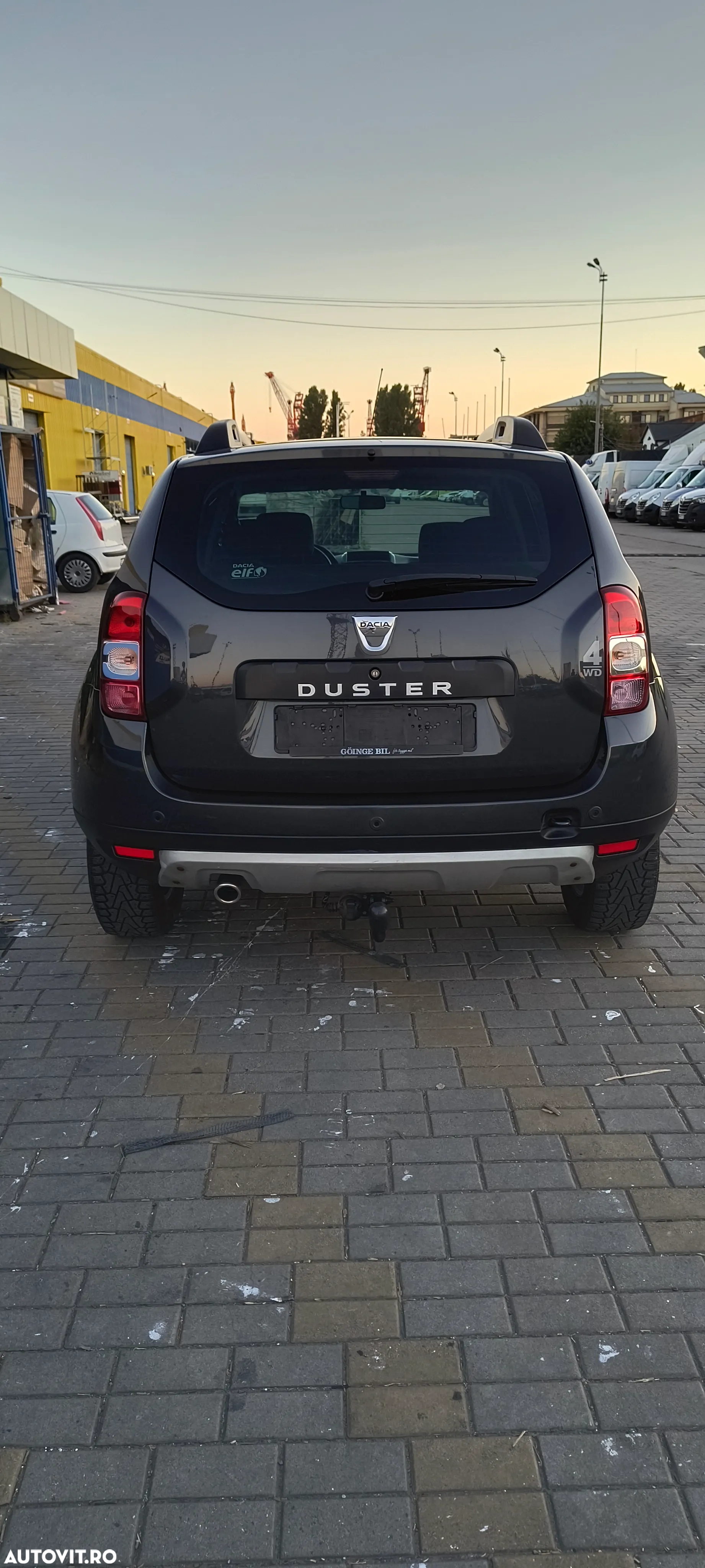 Dacia Duster dCi 110 FAP 4x4 Prestige - 10