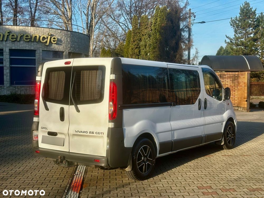 Opel Vivaro L1H1 2.7t - 4