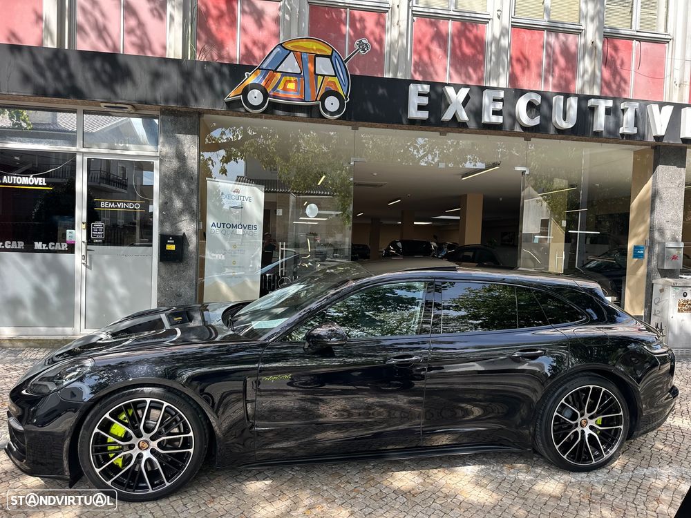 Porsche Panamera Sport Turismo 4 E-Hybrid Edition 10 Anos - 2