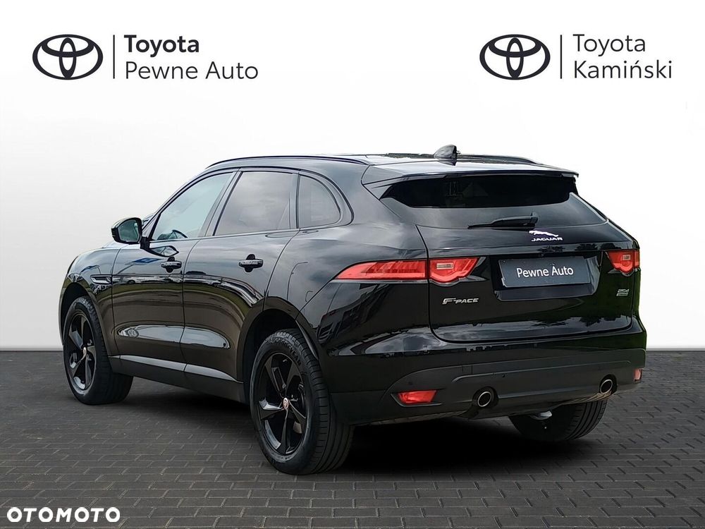 Jaguar F-Pace - 3
