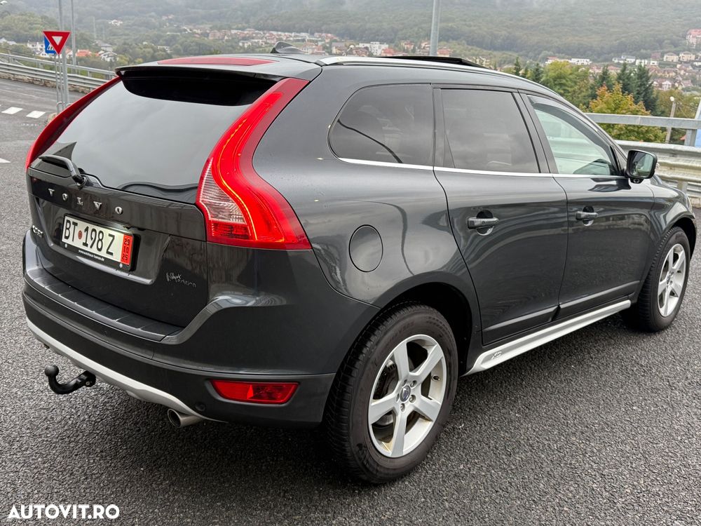 Volvo XC 60 D5 AWD Aut. RDesign - 4