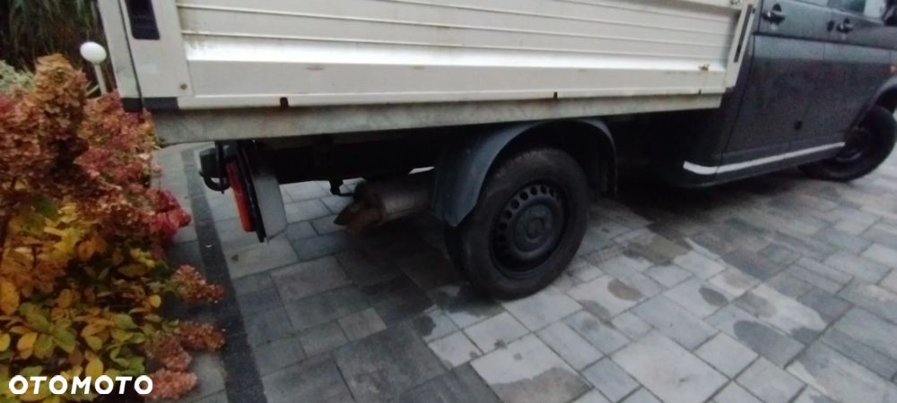 Volkswagen T5 - 10