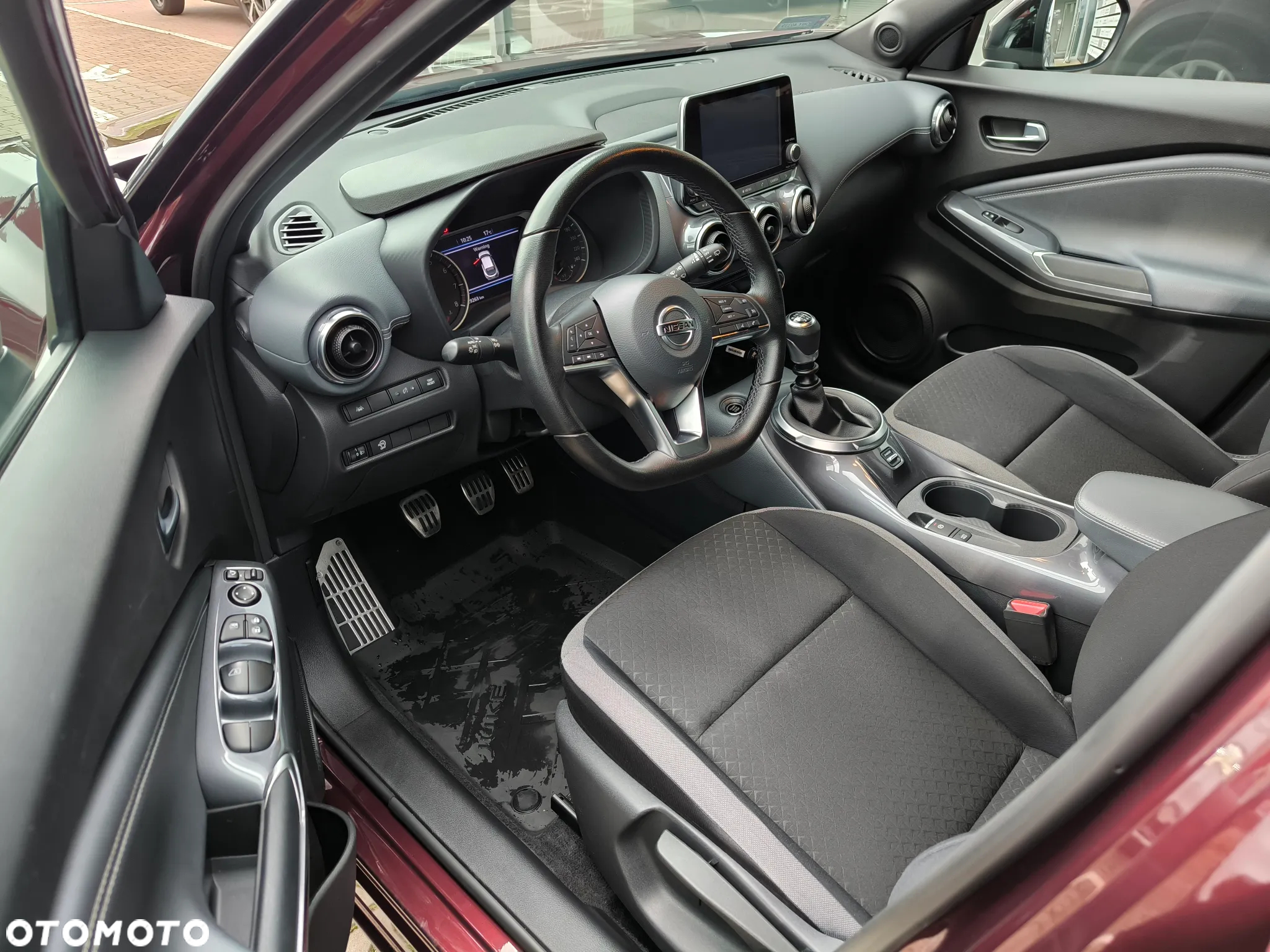 Nissan Juke 1.0 DIG-T N-Connecta - 5