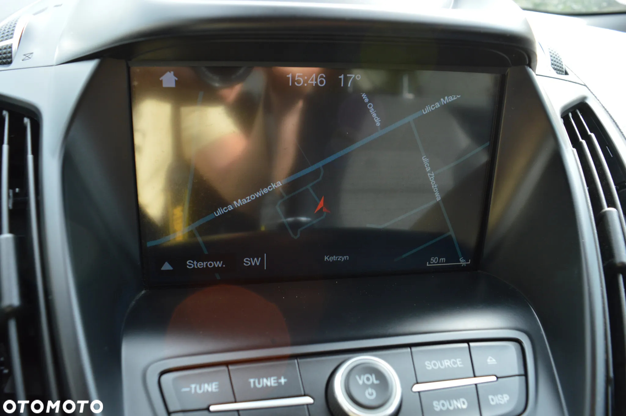Ford Kuga 1.5 EcoBoost 2x4 Titanium - 25