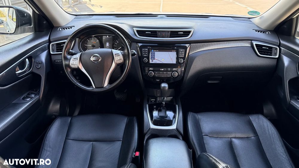 Nissan X-Trail 2.0D XTRONIC Start/Stop 4x4-i Tekna - 3