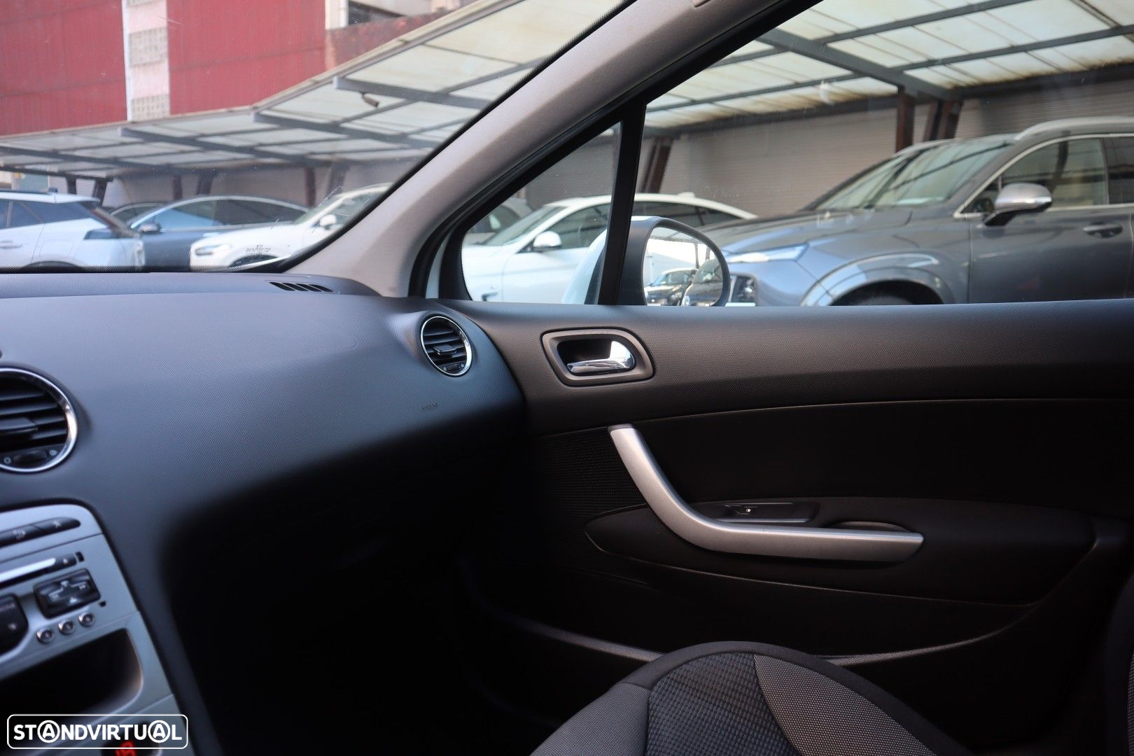 Peugeot 308 SW 1.6 e-HDi Active 2-Tronic - 24