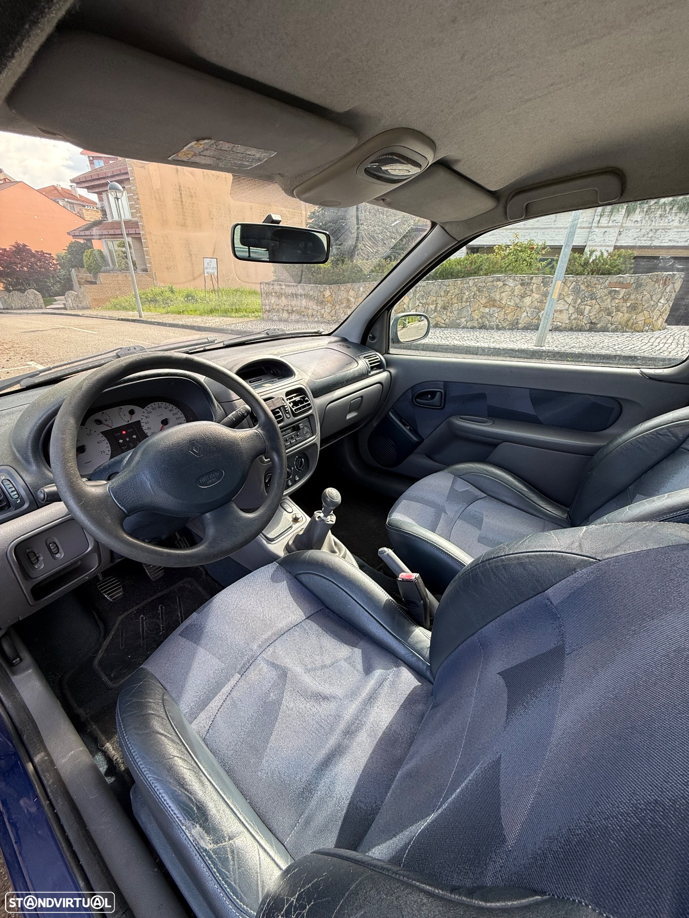Renault Clio 1.4 16V Initiale - 12