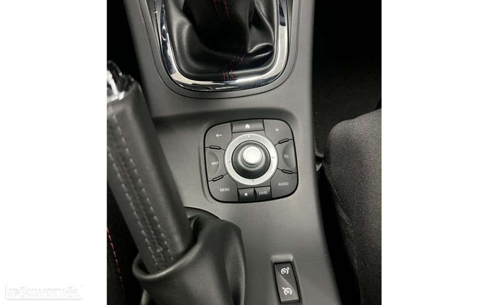 Renault Mégane Coupe 2.0 T RS - 6