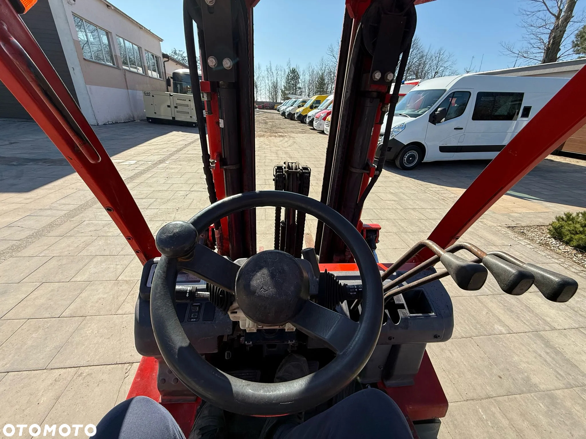 Nissan U1D2A25LQ - 14