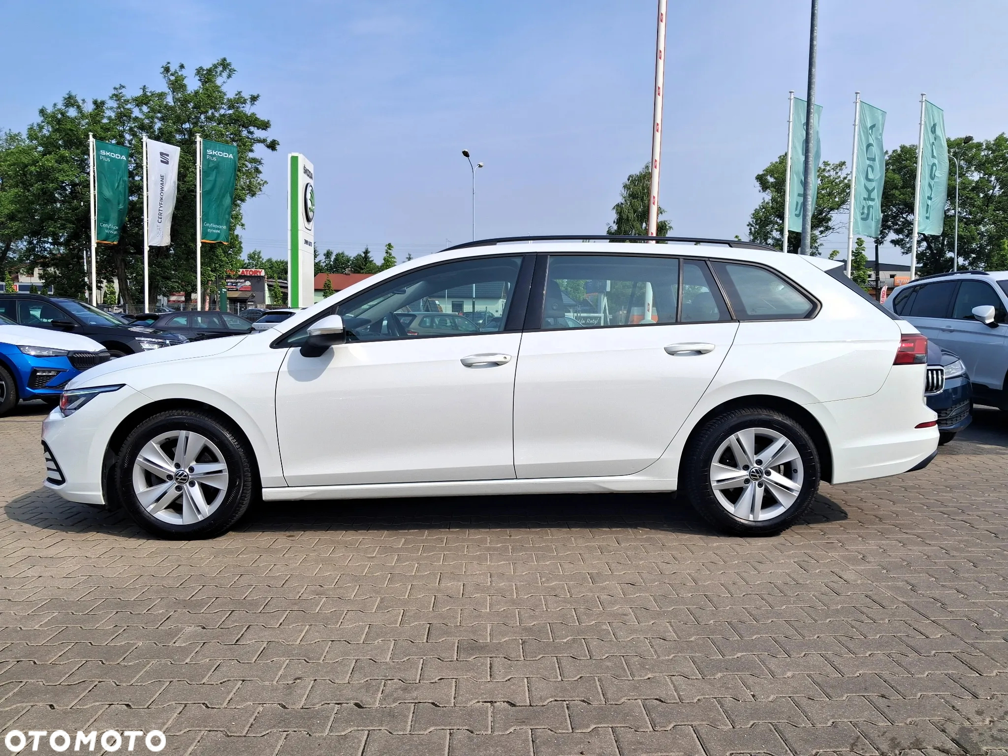 Volkswagen Golf VIII 1.0 TSI Life - 9