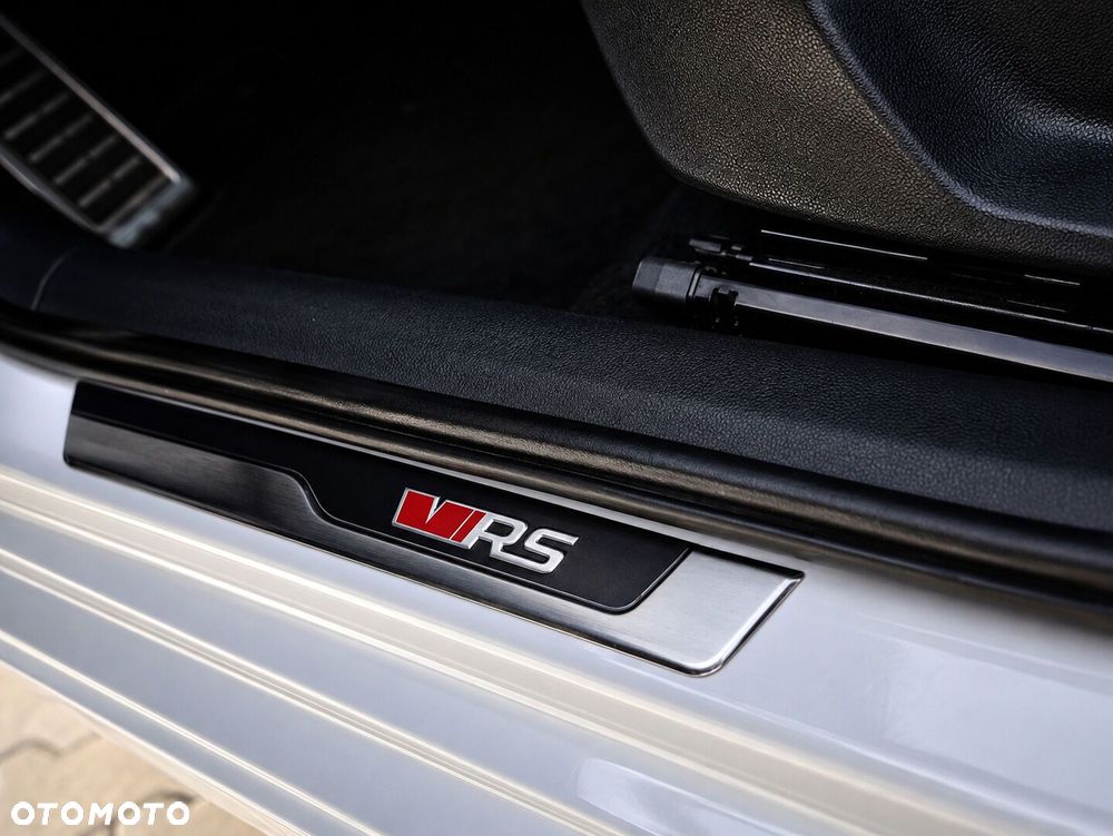 Skoda Octavia 2.0 TDI RS DSG - 33