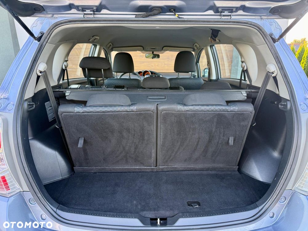 Toyota Verso - 13