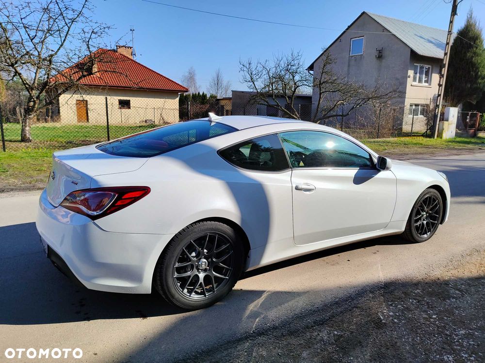 Hyundai Genesis Coupe 2013 photo 5