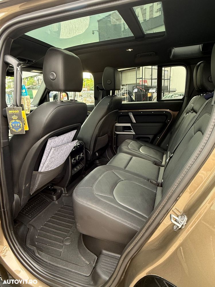 Land Rover Defender 130 3.0 D300 MHEV X - 6