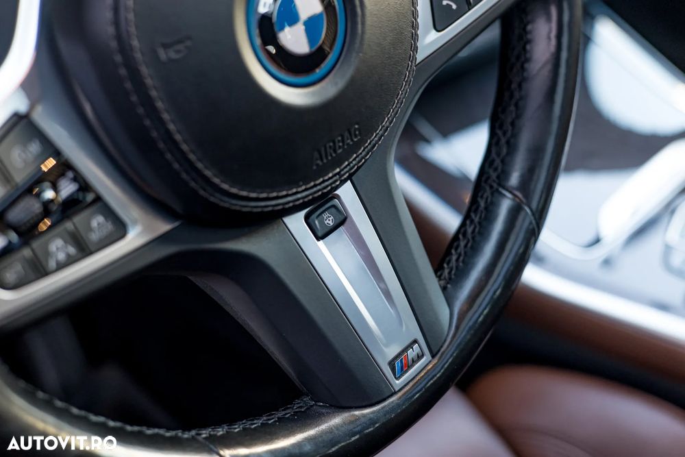 BMW X5 xDrive45e AT PHEV - 23