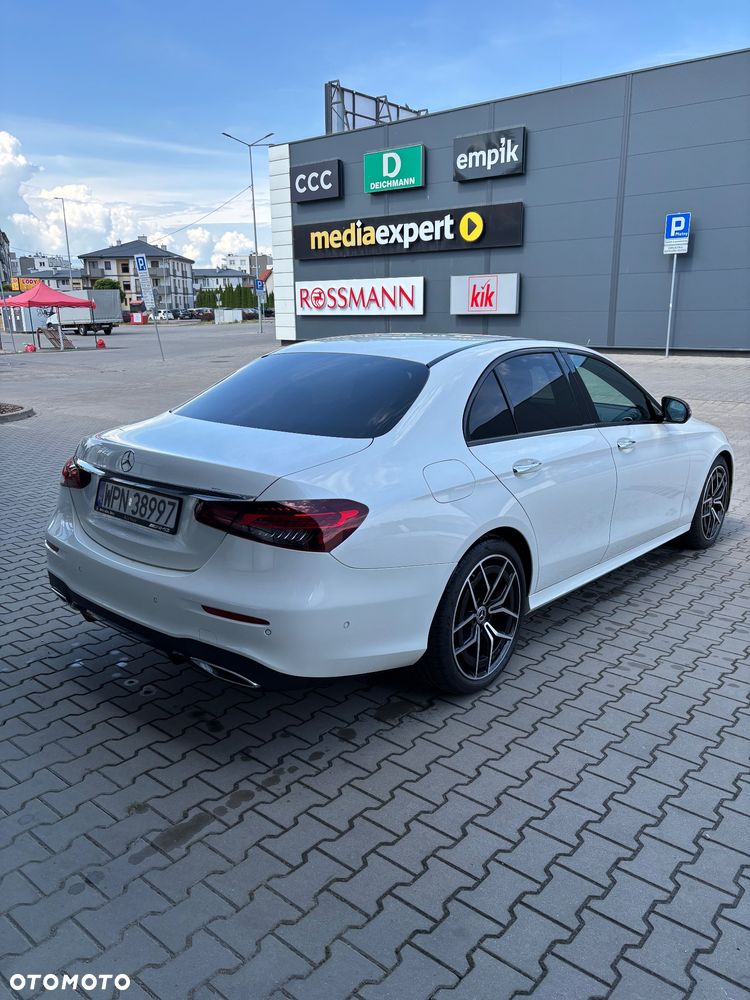 Mercedes-Benz Klasa E 220 d 4-Matic - 3