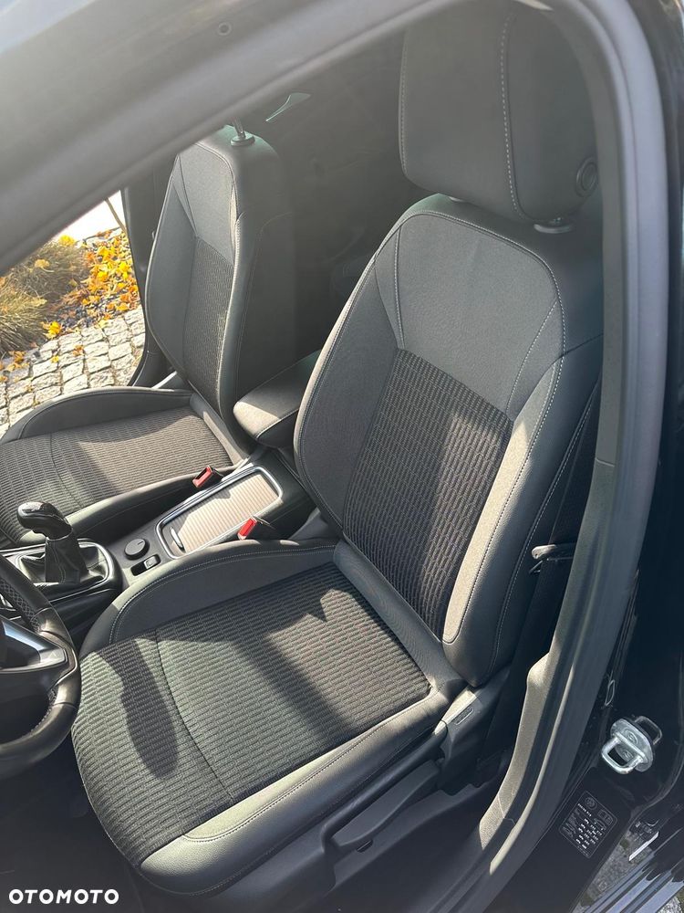 Opel Astra 1.2 Turbo Edition - 9