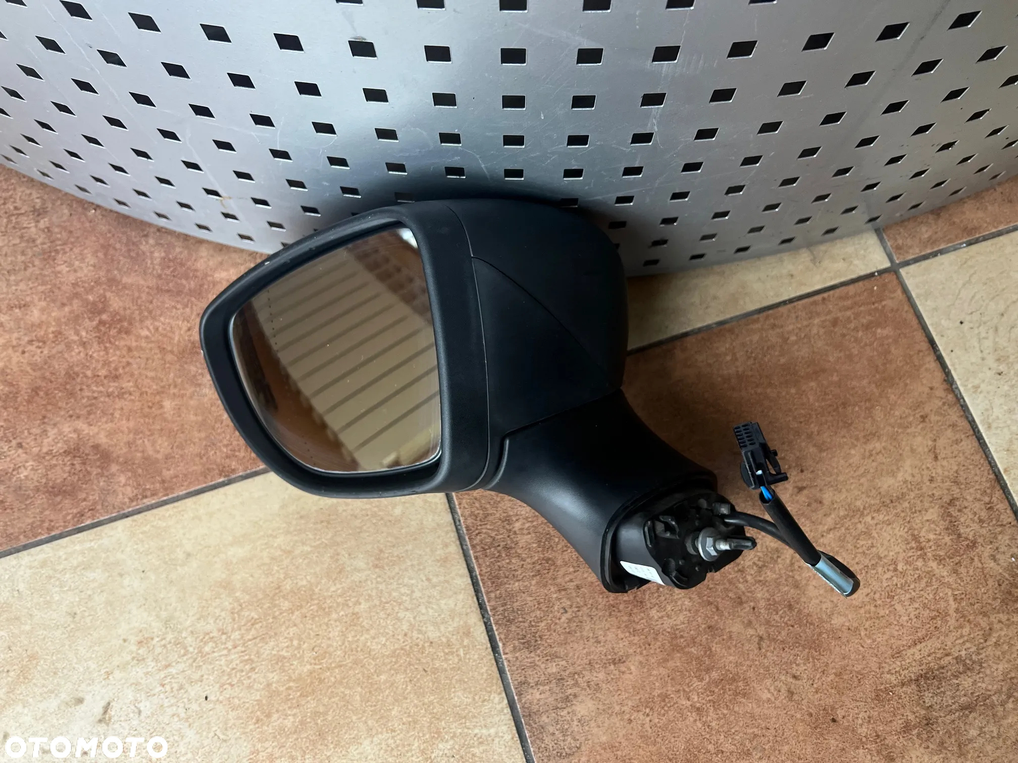 LUSTERKO ZEWNĘTRZNE LEWE RENAULT CLIO IV 7 PIN 963025724R - 2