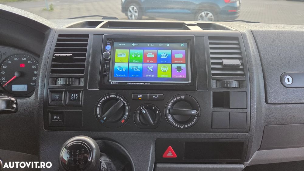 Volkswagen Transporter - 8