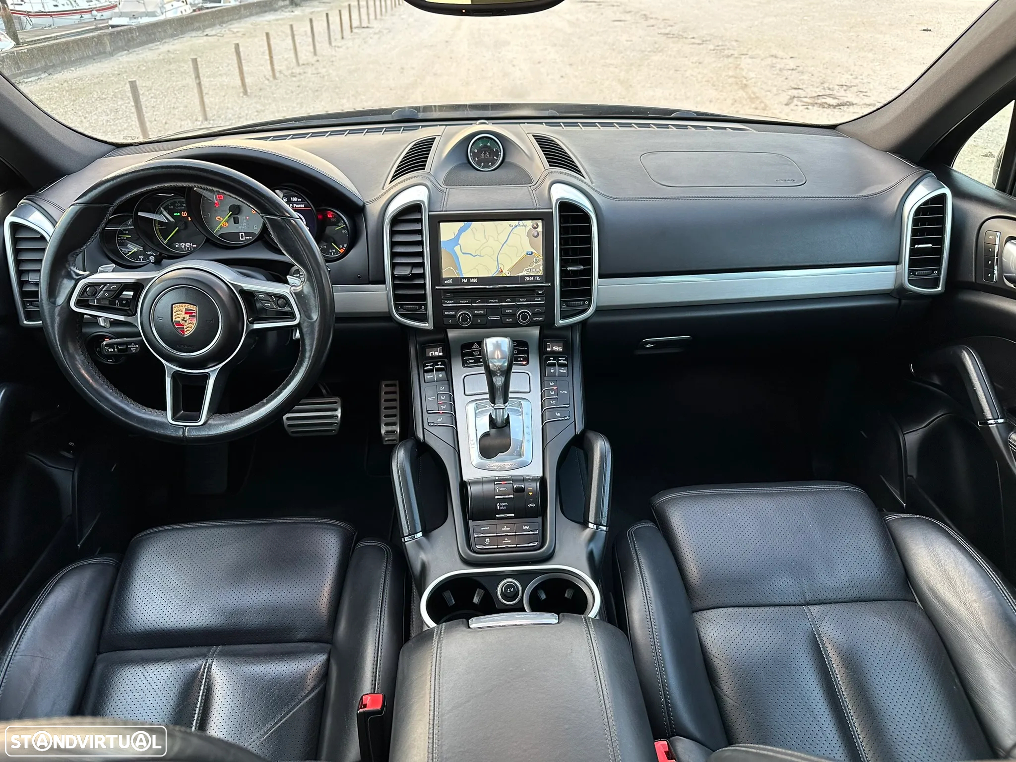 Porsche Cayenne S Hybrid - 17