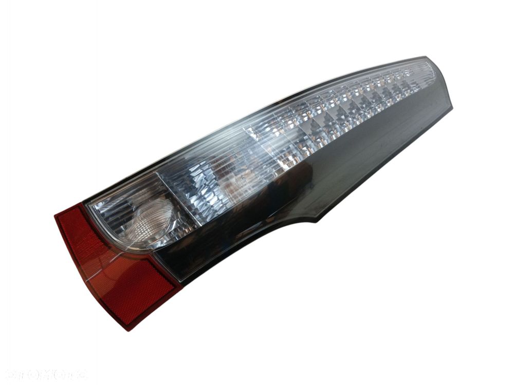 LAMPA PRAWA PRAWY TYŁ MITSUBISHI GRANDIS (2003-2011) EUROPA - 1