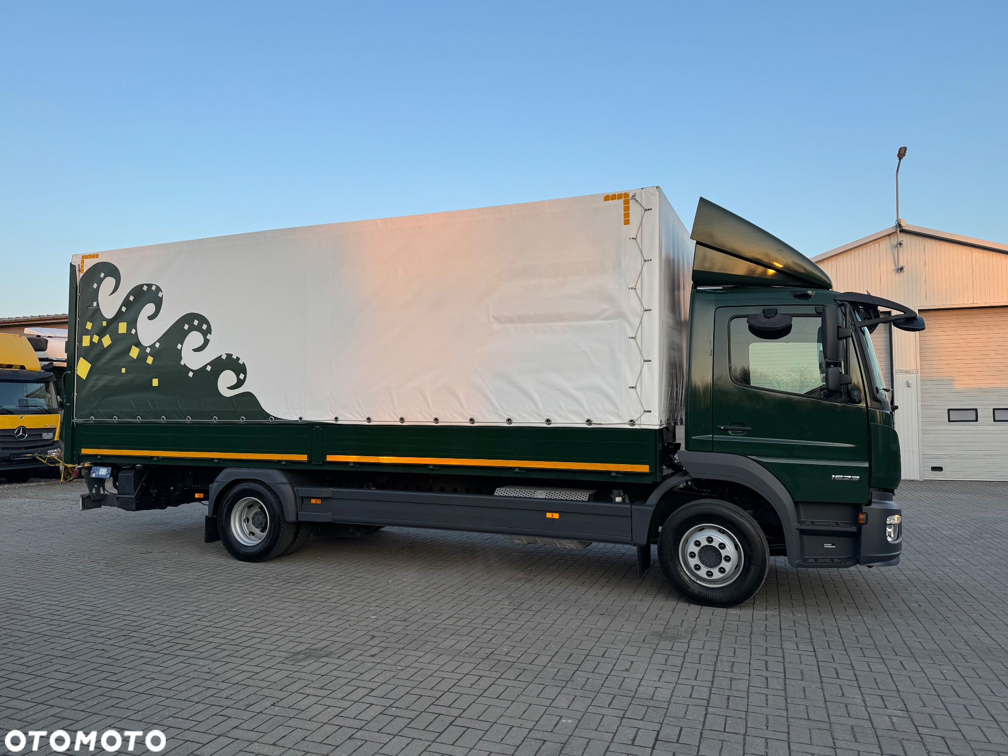 Mercedes-Benz ATEGO - 16