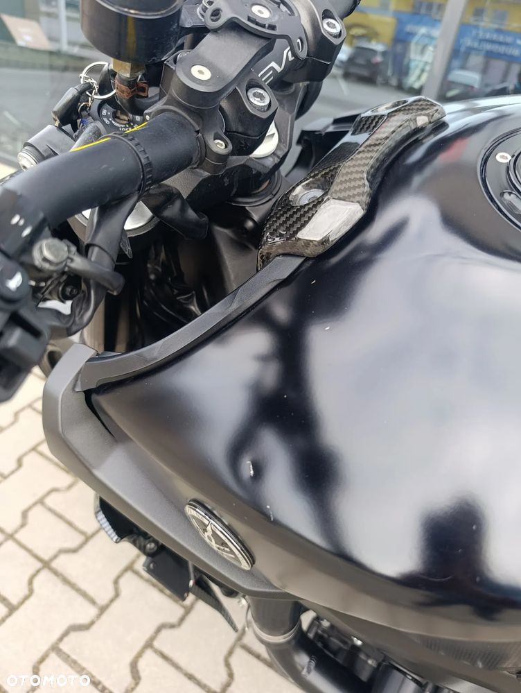 Yamaha MT - 17