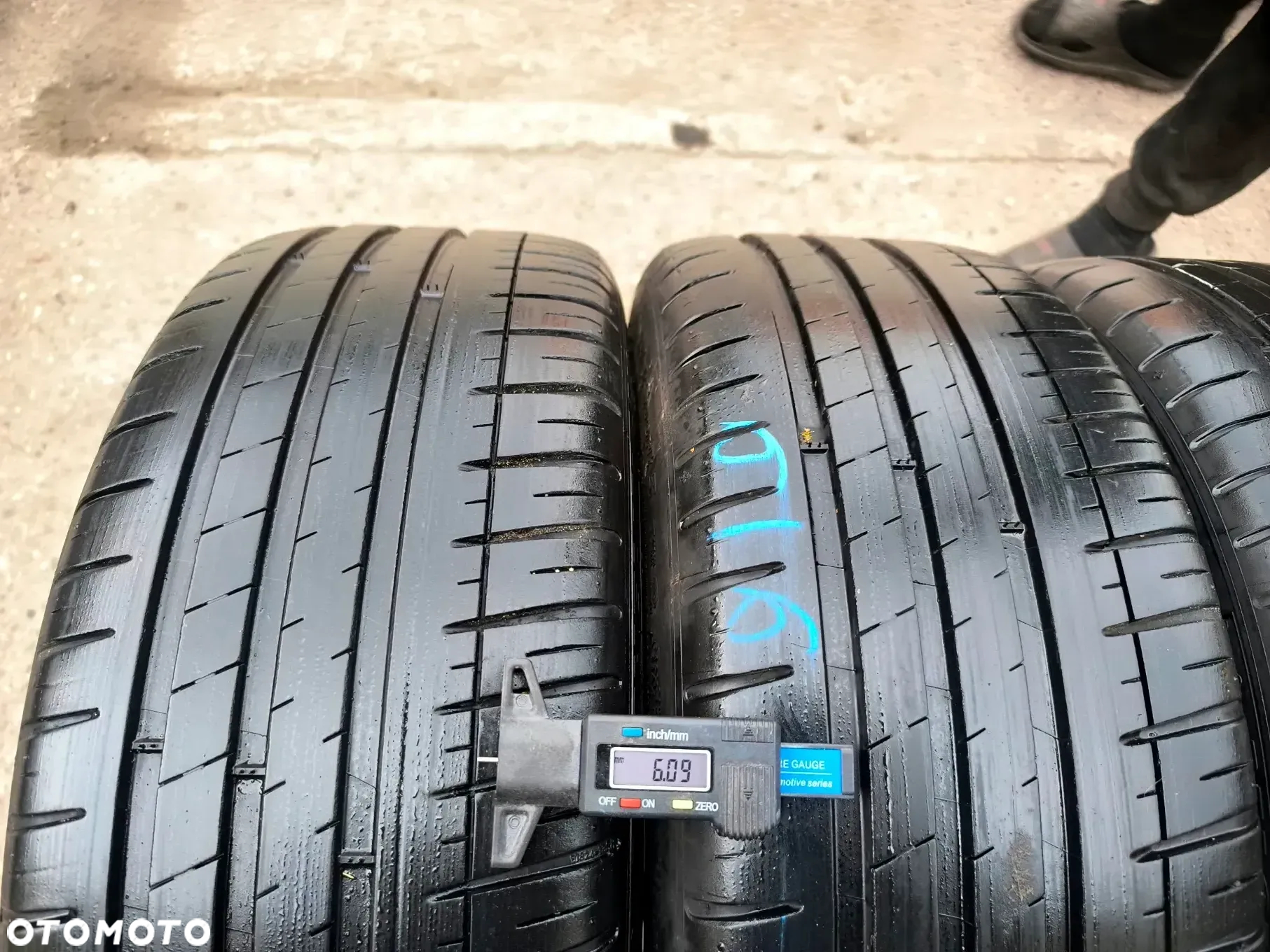 4x108 Felgi Aluminiowe Alufelgi 17 Koła Letnie Lato CITROEN C3 AIRCROSS C3 PICASSO C3 PLURIEL DS3 PEUGEOT 208 207 301 6mm Legnica ALU-RAD 205/45 - 24