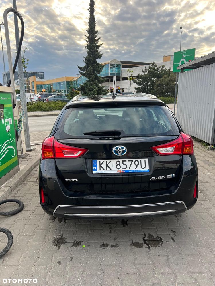 Toyota Auris 1.8 HSD Sol - 6